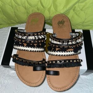 NIB Camel Toes Cadence Boho Sandals